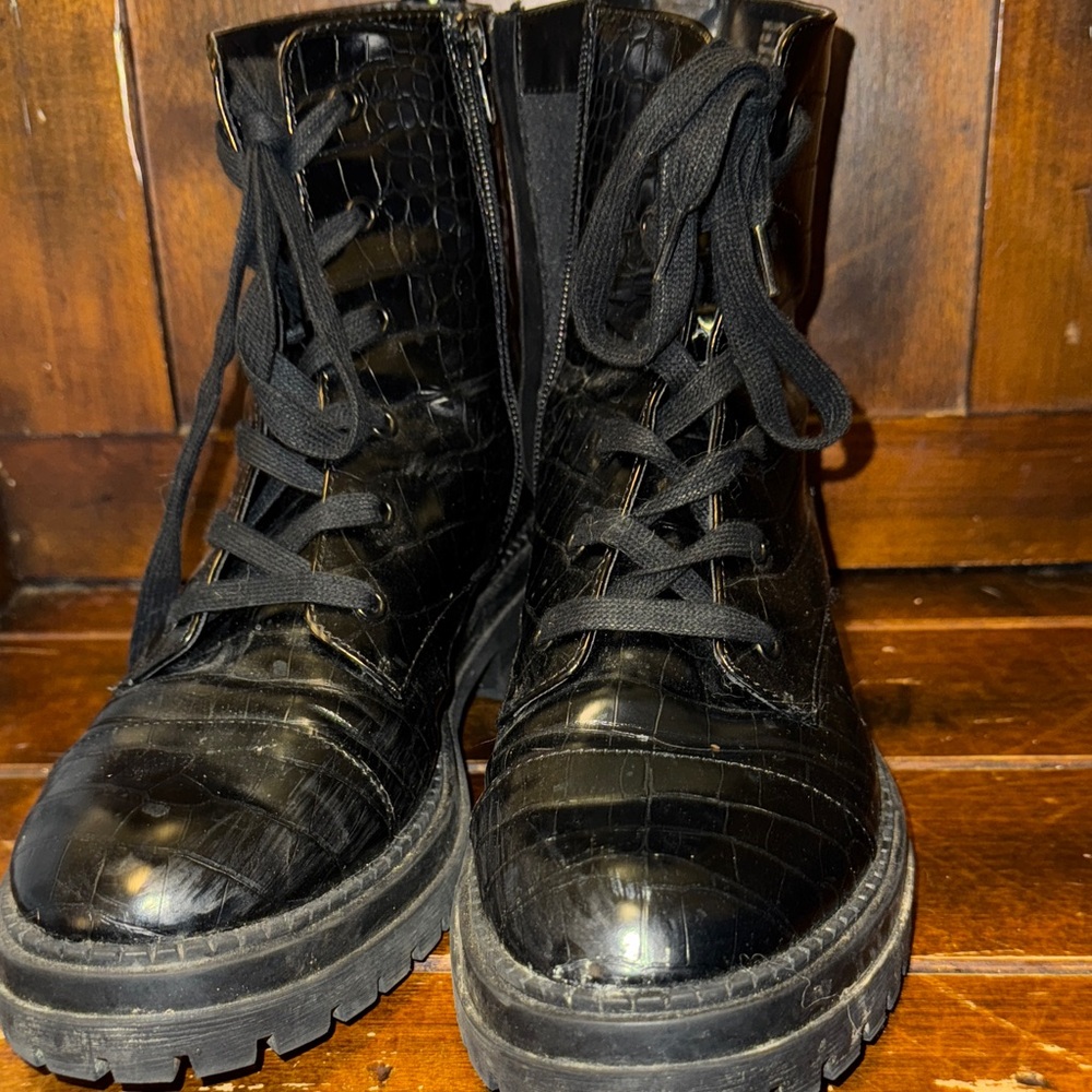 Black Crocodile-Embossed Women's Boots nordstroms rack size 8.5